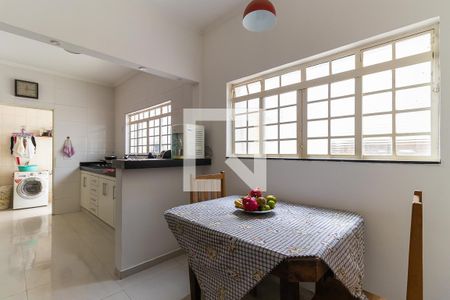 Sala de almoço de casa à venda com 3 quartos, 260m² em Vila Nogueira, Campinas