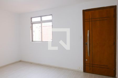 Sala de apartamento para alugar com 2 quartos, 60m² em Vila Camilopolis, Santo André