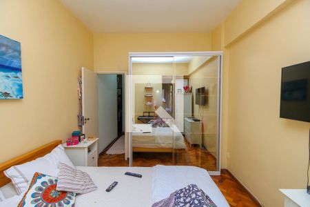Quarto 1 de apartamento à venda com 2 quartos, 57m² em Glória, Rio de Janeiro