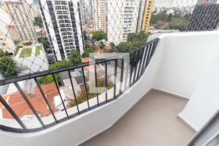 Varanda de apartamento para alugar com 3 quartos, 105m² em Cerqueira César, São Paulo