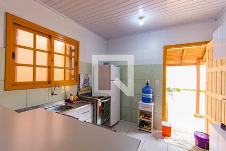 Cozinha  de casa à venda com 2 quartos, 48m² em Mato Grande, Canoas