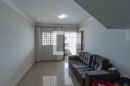 Sala de casa para alugar com 3 quartos, 201m² em Jardim Antonio Von Zuben, Campinas