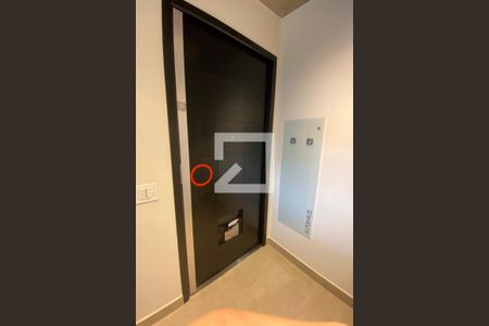 Entrada de apartamento à venda com 2 quartos, 70m² em Cambuí, Campinas