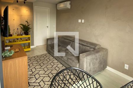 Sala de apartamento à venda com 2 quartos, 70m² em Cambuí, Campinas