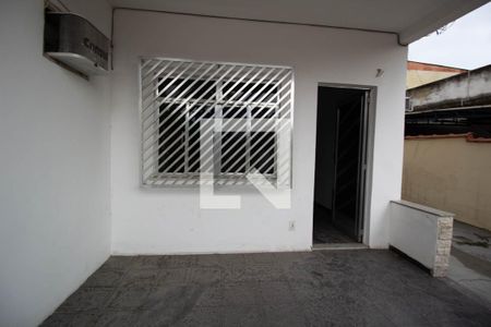 Varanda da frente de casa para alugar com 3 quartos, 90m² em Chácaras Rio-petrópolis, Duque de Caxias