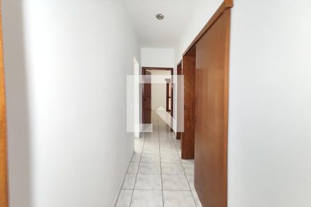 Corredor de apartamento para alugar com 3 quartos, 120m² em Centro, São Leopoldo