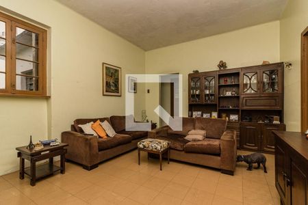 Sala de casa à venda com 4 quartos, 150m² em Vila Nova, Porto Alegre