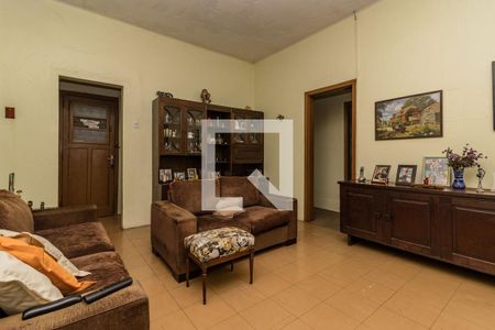 Sala de casa à venda com 4 quartos, 150m² em Vila Nova, Porto Alegre