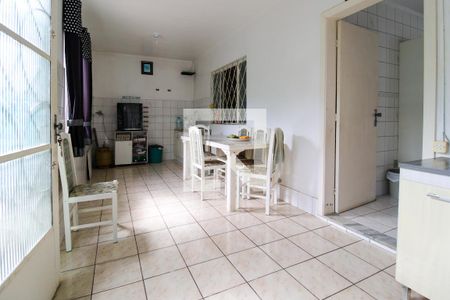 Cozinha de casa à venda com 2 quartos, 130m² em Marechal Rondon, Canoas