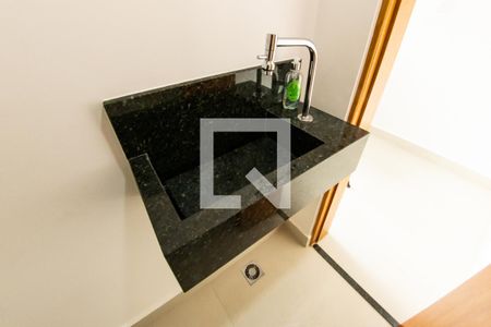 Lavabo de casa à venda com 3 quartos, 110m² em Vila Macedopolis, São Paulo