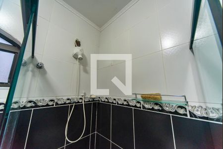 Chuveiro  de casa à venda com 3 quartos, 230m² em Vila Curuca, Santo André