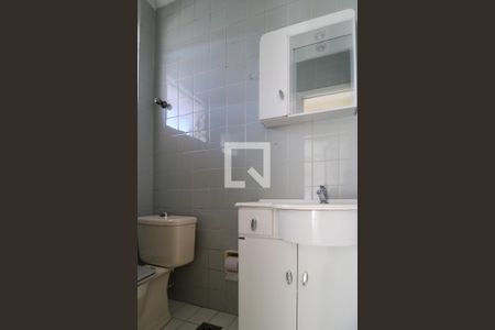 Banheiro de apartamento para alugar com 1 quarto, 58m² em Harmonia, Canoas