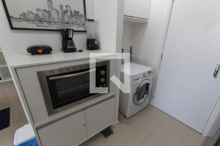 Studio para alugar com 34m², 1 quarto e 1 vaga Studio para alugar com 34m², 1 quarto e 1 vagaCozinha e Área de Serviço