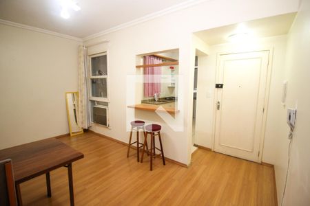 Sala de apartamento à venda com 1 quarto, 60m² em Centro Histórico, Porto Alegre