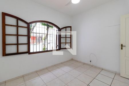Quarto 1 de casa para alugar com 2 quartos, 120m² em Vila Bianca, São Paulo