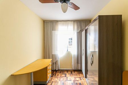 Quarto 2 de apartamento à venda com 2 quartos, 67m² em Medianeira, Porto Alegre