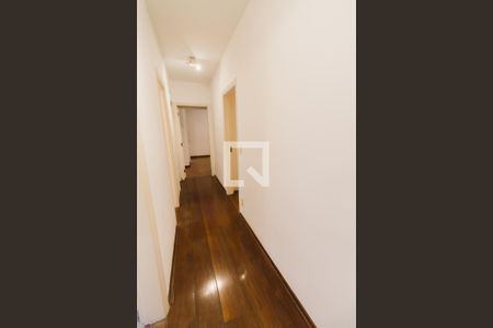 Corredor de apartamento à venda com 4 quartos, 160m² em Alto da Lapa, São Paulo