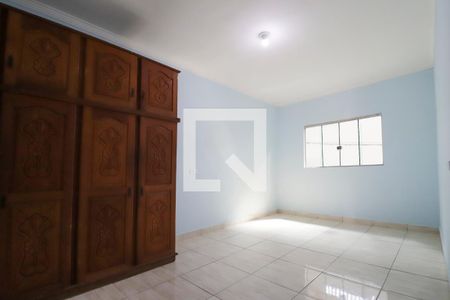 Quarto 1 de casa para alugar com 4 quartos, 170m² em Jardim Fonte Nova, Goiânia