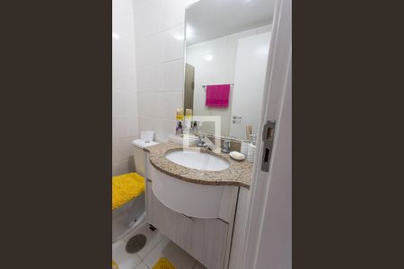 Banheiro de apartamento à venda com 3 quartos, 69m² em Centro, Diadema