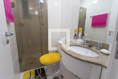 Banheiro de apartamento à venda com 3 quartos, 69m² em Centro, Diadema