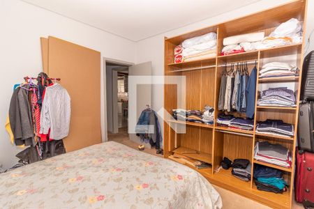 Quarto de casa à venda com 3 quartos, 75m² em Sarandi, Porto Alegre