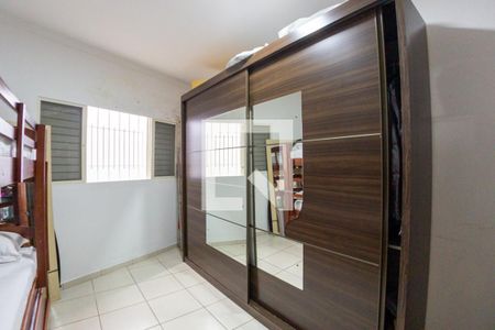 Quarto 1 de casa à venda com 3 quartos, 230m² em Parque São Domingos, São Paulo