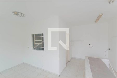 Casa à venda com 220m², 2 quartos e 2 vagas Casa à venda com 220m², 2 quartos e 2 vagasÁrea de Serviço