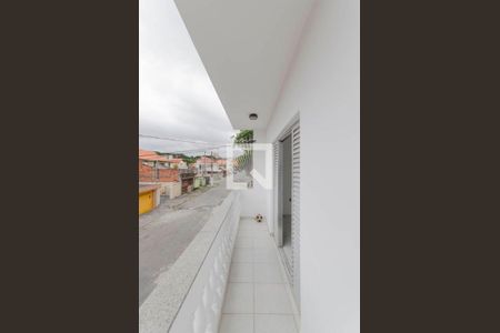 Casa à venda com 220m², 2 quartos e 2 vagas Casa à venda com 220m², 2 quartos e 2 vagasSacada Suíte