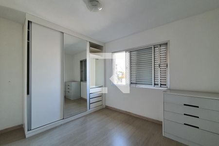 Quarto 2 de casa à venda com 3 quartos, 120m² em Vila Santo Estefano, São Paulo