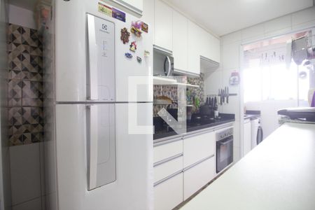 Cozinha de apartamento à venda com 2 quartos, 68m² em Vila Praia, São Paulo