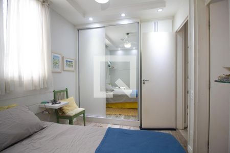 Suíte de apartamento à venda com 2 quartos, 68m² em Vila Praia, São Paulo