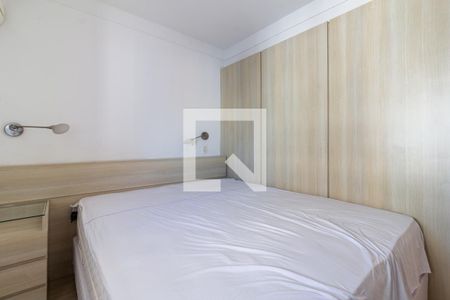 Suite de apartamento para alugar com 2 quartos, 75m² em Vila Olímpia, São Paulo