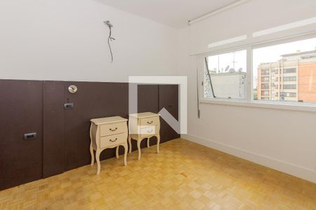 Quarto Suíte de apartamento para alugar com 3 quartos, 95m² em Independência, Porto Alegre