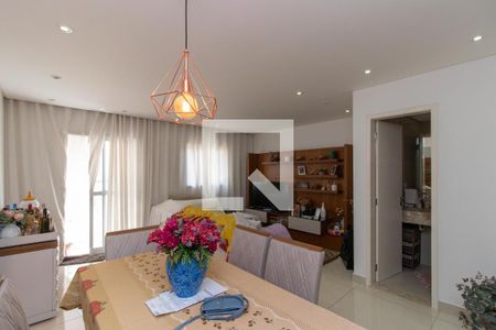 Sala de casa de condomínio à venda com 3 quartos, 214m² em Barro Branco (zona Norte), São Paulo