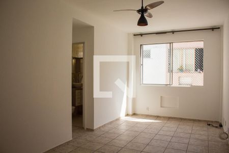 Sala de apartamento para alugar com 2 quartos, 58m² em Freguesia (jacarepaguá), Rio de Janeiro