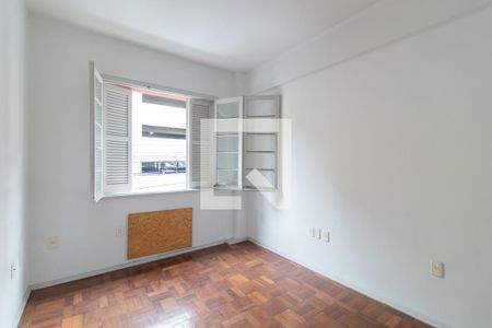 Quarto Suíte de apartamento à venda com 3 quartos, 84m² em Centro Histórico, Porto Alegre