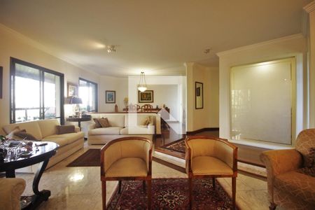 Sala de apartamento à venda com 3 quartos, 206m² em Vila Suzana, São Paulo