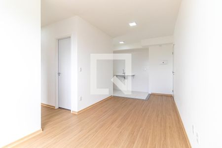 Sala de apartamento para alugar com 3 quartos, 54m² em Socorro, São Paulo