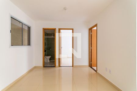 Sala  de apartamento para alugar com 2 quartos, 40m² em Vila Sao Geraldo, São Paulo