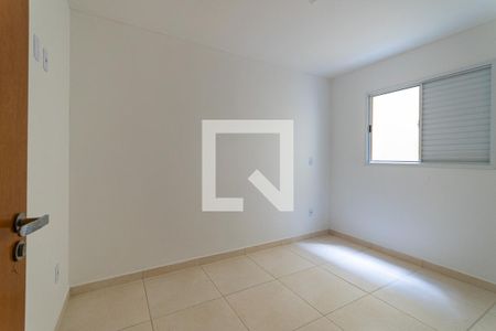 Quarto 1 de apartamento para alugar com 2 quartos, 40m² em Vila Sao Geraldo, São Paulo