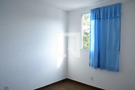 Quarto 2 de apartamento para alugar com 2 quartos, 42m² em Jardim Caiapiá, Cotia