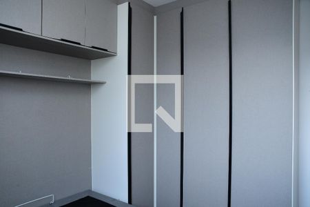 Quarto 1 de apartamento para alugar com 2 quartos, 42m² em Jardim Caiapiá, Cotia