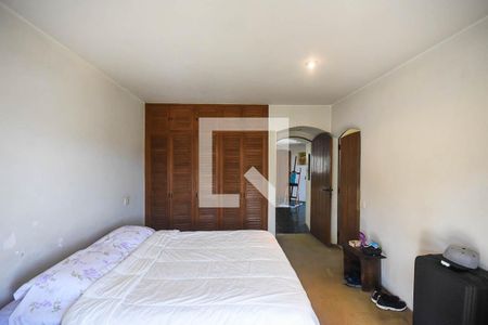 Casa à venda com 700m², 3 quartos e 6 vagas Casa à venda com 700m², 3 quartos e 6 vagasSuíte 1