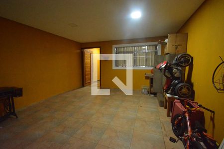 Garagem de casa à venda com 2 quartos, 200m² em Parque Continental Ii, Guarulhos