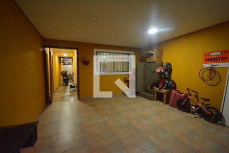 Garagem de casa à venda com 2 quartos, 200m² em Parque Continental Ii, Guarulhos