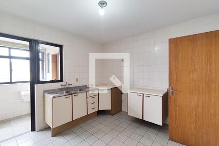 Apartamento para alugar com 94m², 2 quartos e 1 vaga Apartamento para alugar com 94m², 2 quartos e 1 vagaCozinha