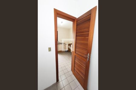 Apartamento para alugar com 94m², 2 quartos e 1 vaga Apartamento para alugar com 94m², 2 quartos e 1 vagaDespensa
