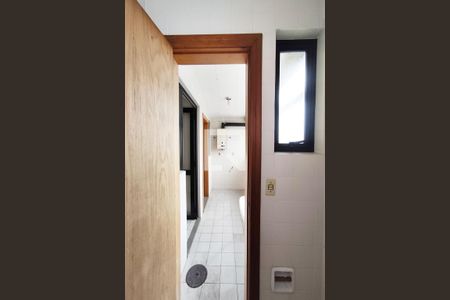 Apartamento para alugar com 94m², 2 quartos e 1 vaga Apartamento para alugar com 94m², 2 quartos e 1 vagaBanheiro de Serviço