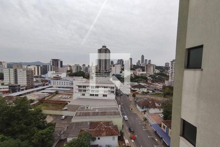 Apartamento para alugar com 94m², 2 quartos e 1 vaga Apartamento para alugar com 94m², 2 quartos e 1 vaga Vista da Área de Serviço