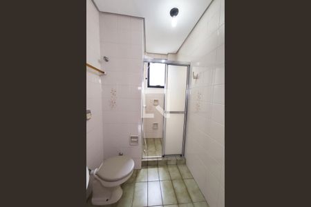 Apartamento para alugar com 94m², 2 quartos e 1 vaga Apartamento para alugar com 94m², 2 quartos e 1 vagaBanheiro da Suíte